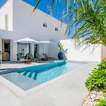 Simana Mediterranean Pool Villa Marina di Ragusa