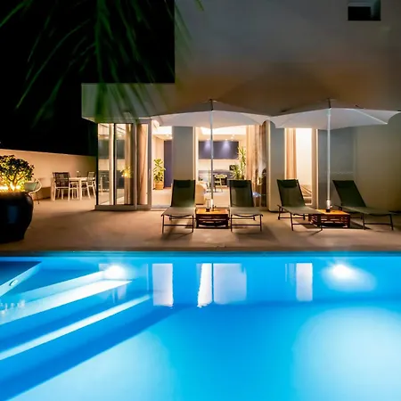 Simana Mediterranean Pool Вилла *