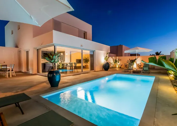 Вилла Simana Mediterranean Pool