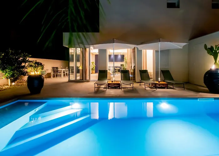 Simana Mediterranean Pool Вилла *